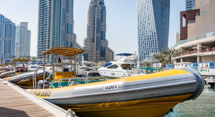 Save Up to 34% with Combo: 99 Minutes Premium Boat Tour + FREE Dubai Frame - Image 4