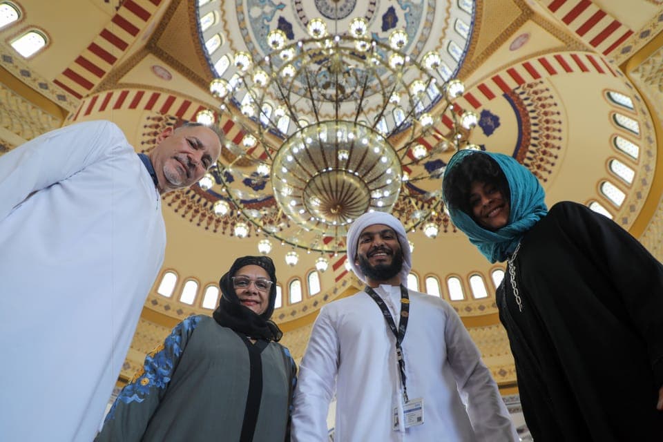 Dubai City Tour with Frame Ticket, Creek, Souks and Blue Mosque - Image 9