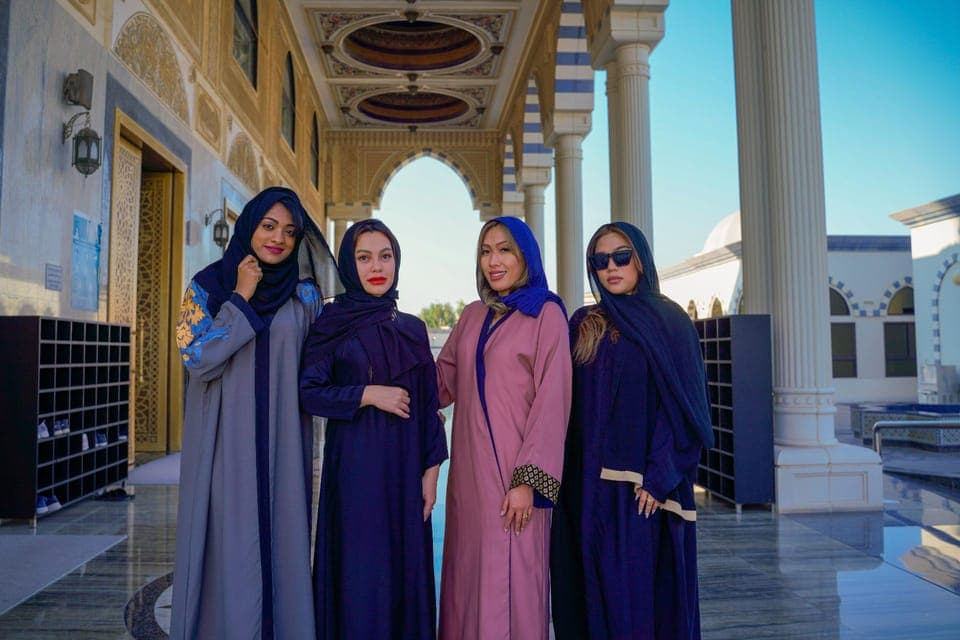 Dubai City Tour with Frame Ticket, Creek, Souks and Blue Mosque - Image 15