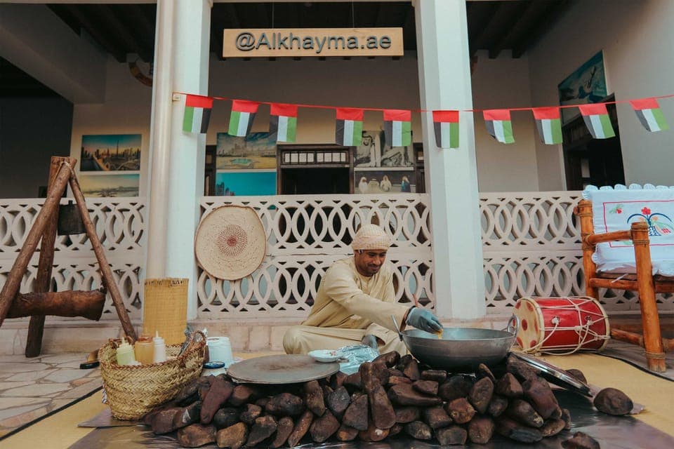 Dubai City Tour with Frame Ticket, Creek, Souks and Blue Mosque - Image 10